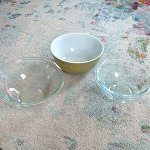 Vintage Pyrex bowl lot of 3 olive clear